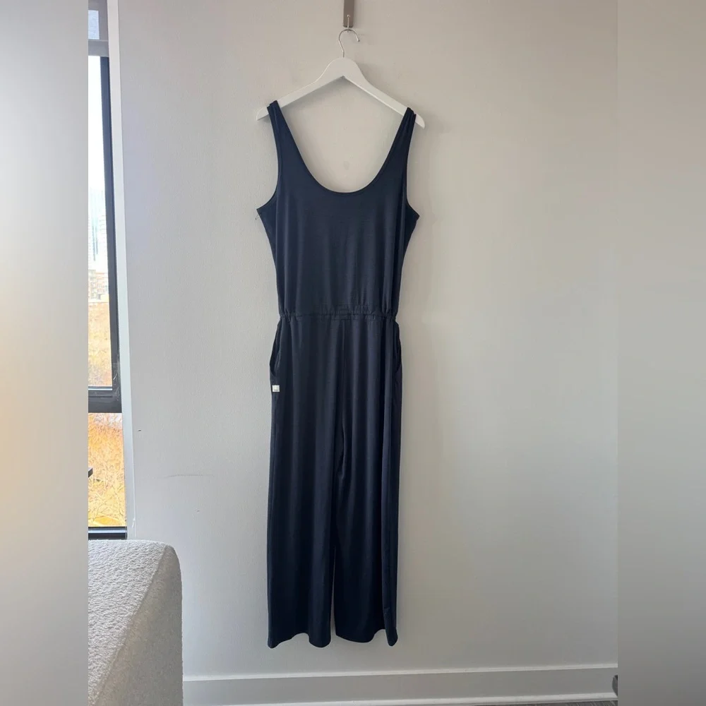 VUORI Falls Jumpsuit in Midnight Heather XL_6